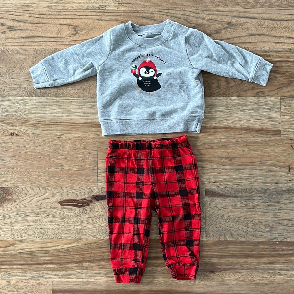 Carter’s 2-piece Penguin Sweatshirt and Plaid Pant Set